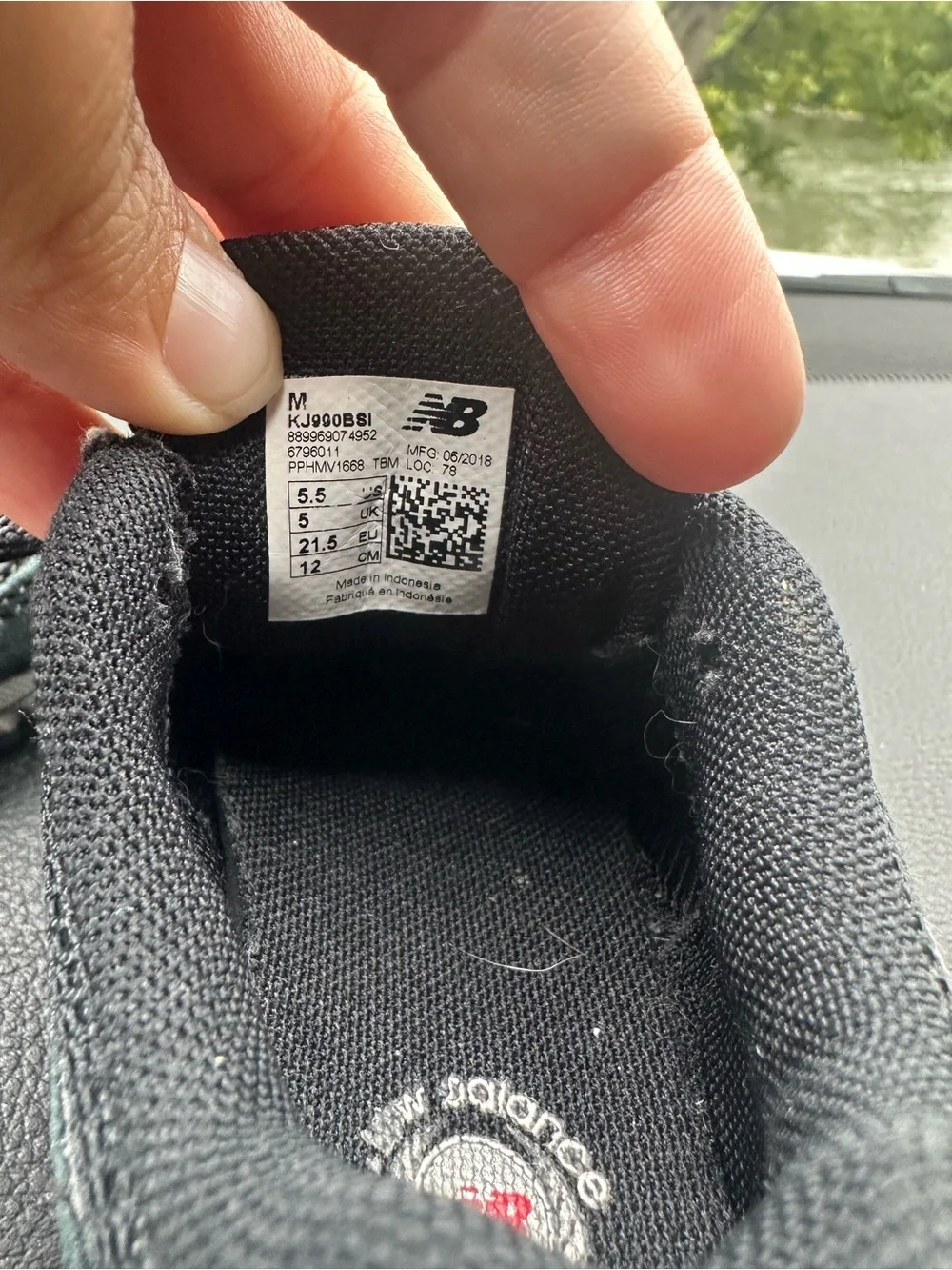 New Balance 990 Kids Black and Gray Athletic Sneakers